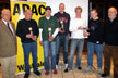 Der wiedergewhlte Vorsitzende Rolf Lehmann (l.) und sein Stellvertreter Hans Schmidt (r.) ehrten Christian Schulz (3.v.l.) als Clubmeister. Auf Platz 2 landete Daniel Clever (M.). Dritter wurde Franz Msker (2.v.l.). Einen Pokal gab es auch fr Steffen Bnker (3.v.r.) und Norman Geisler, die zusammen mit dem nicht anwesenden Artur Fichtner die Mannschaftswertung fr den AMC Ibbenbren im ADAC-Youngster-Slalom-cup gewonnen hatten. 